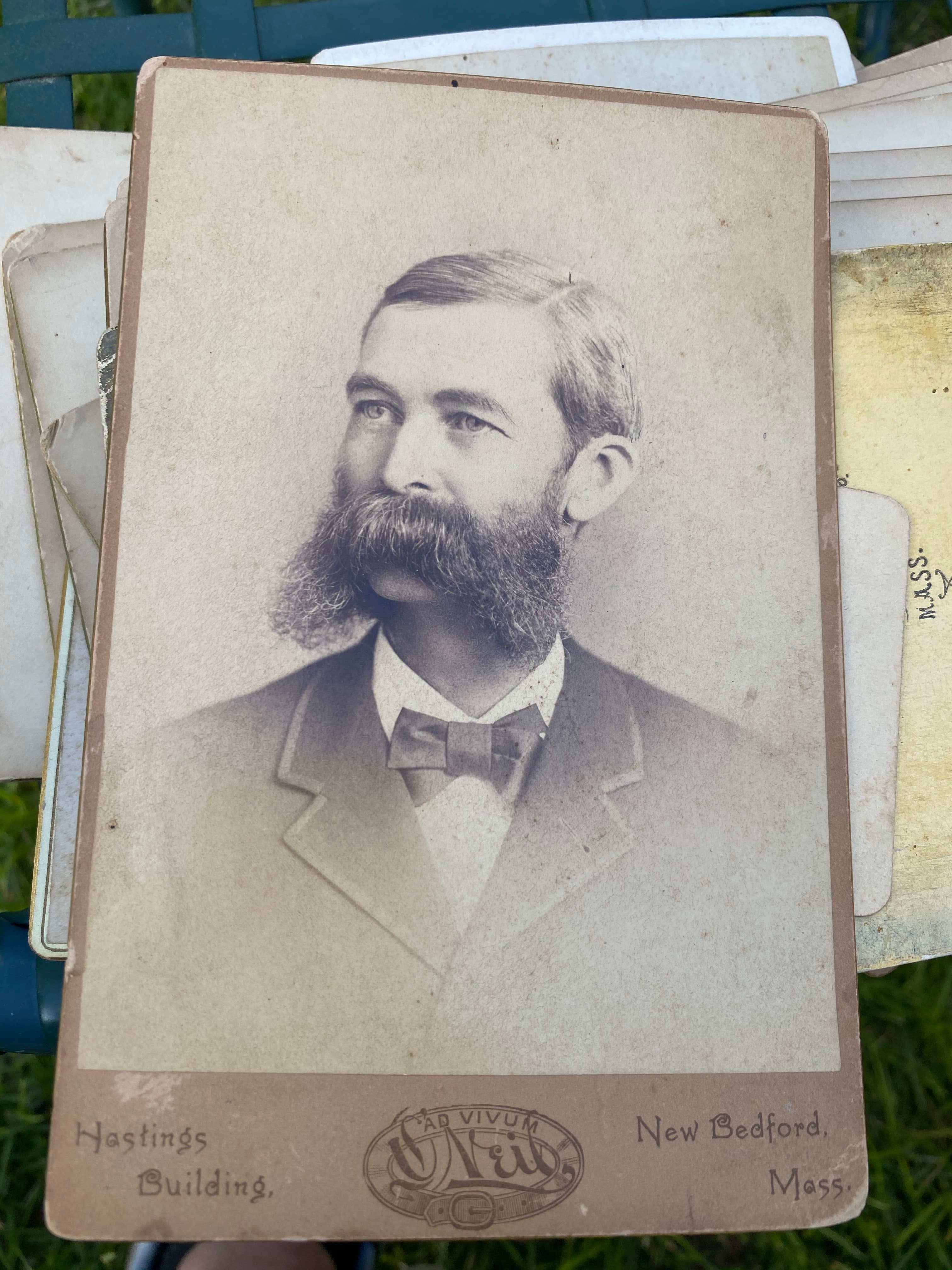 Papa’s Father, Ad Vivum studio